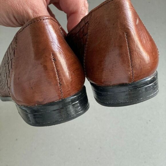 Trotters Women's Leather Liz Almond-Toe Cognac Loafer, Size 11 Narrow - Picture 5 of 8